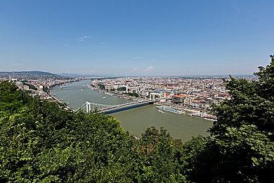 四川首个商业化人形机器人 3月起部分量产